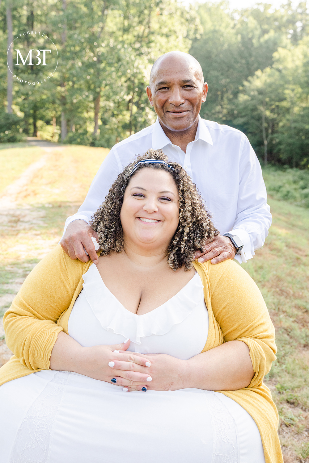 portrait of daddy with daughter, taken in Triangle, Virginia by a Washington, DC family photographer