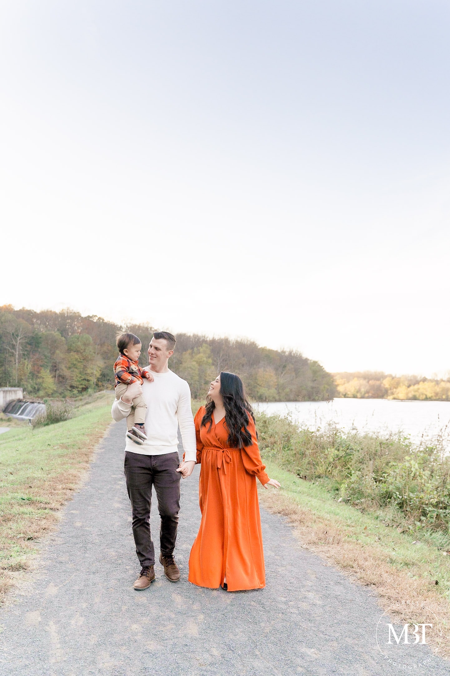 family photography at Lake Accotink Park by TuBelle Photography, a Northern Virginia family photographer