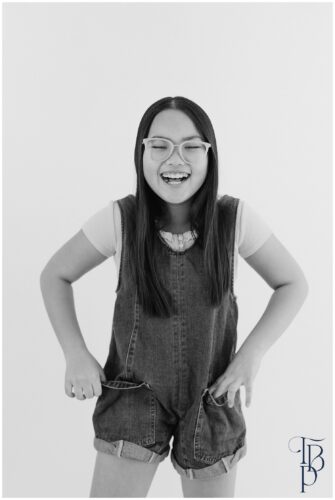 girl laughing in a Northern Virginia studio